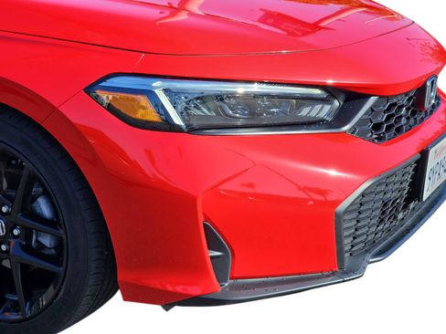 Used 2025 Honda Civic Sport image 9