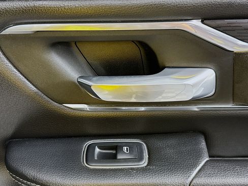 Used 2024 RAM 1500 Laramie image 30