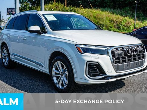 Used 2025 Audi Q7 3.0T Premium Plus AWD/4WD image 3