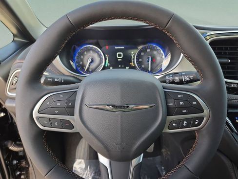 New 2026 Chrysler Pacifica Pinnacle w/ Trailer Tow Group image 19