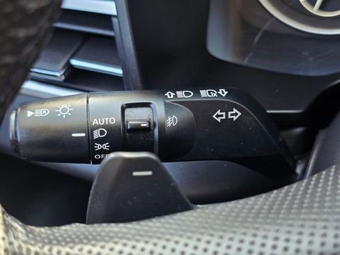 Used 2024 Mitsubishi Outlander SE image 33