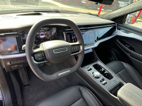 Used 2024 Jeep Wagoneer Launch Edition image 26