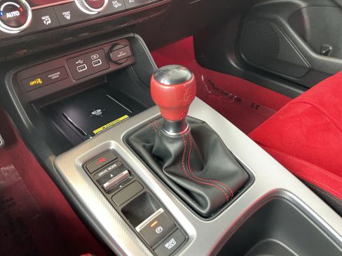 Used 2025 Honda Civic Type R image 25