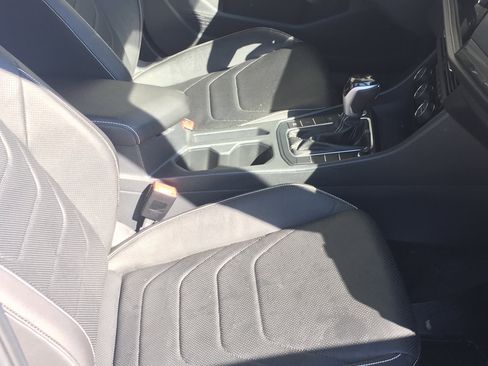 Certified 2023 Volkswagen Jetta SEL image 7