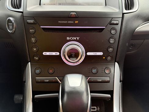 Used 2018 Ford Edge Titanium w/ Equipment Group 301A image 21