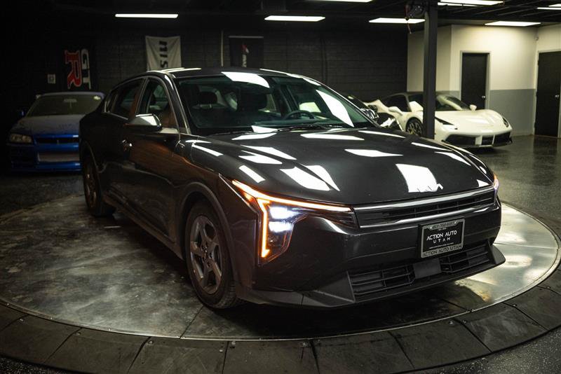 Used 2025 Kia K4 FWD image 5