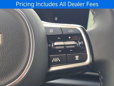 New 2026 Kia Carnival FWD image 19