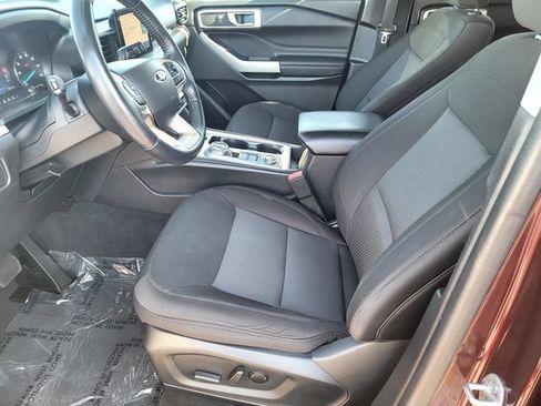 Certified 2022 Ford Explorer XLT AWD/4WD image 12