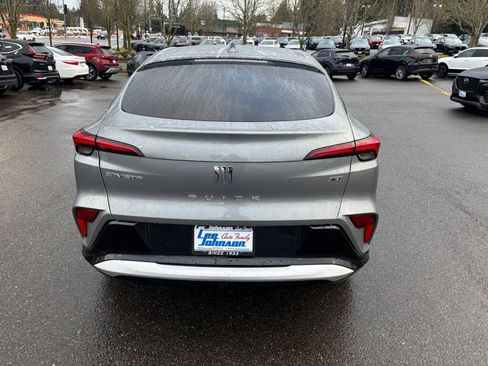 Used 2024 Buick Envista Sport Touring w/ Convenience I Package image 6