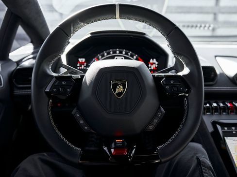 Used 2023 Lamborghini Huracan Tecnica image 54