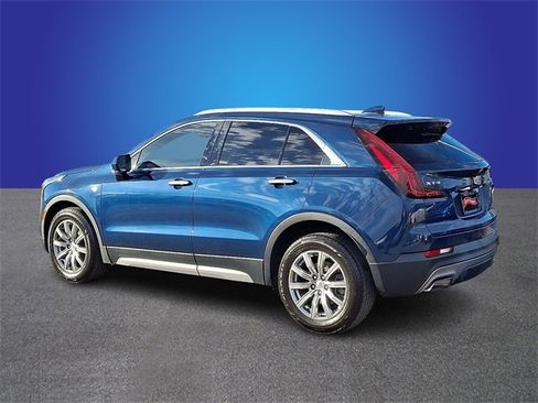 Used 2019 Cadillac XT4 Premium Luxury w/ Cold Weather Package image 5