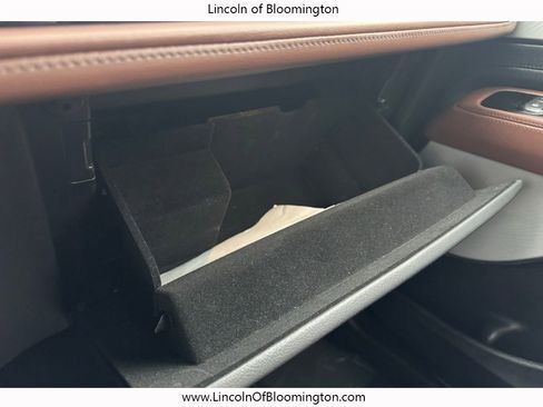 Certified 2025 Lincoln Aviator Reserve w/ Equipment Group 201A image 18