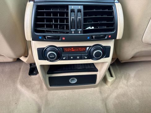 Used 2009 BMW X5 xDrive30i image 11