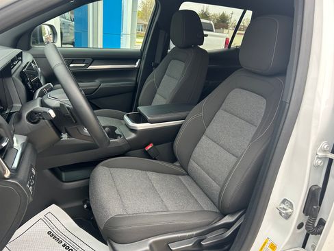 Used 2026 GMC Terrain Elevation AWD/4WD image 16
