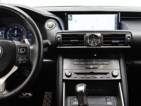 Used 2019 Lexus IS 350 F Sport image 45