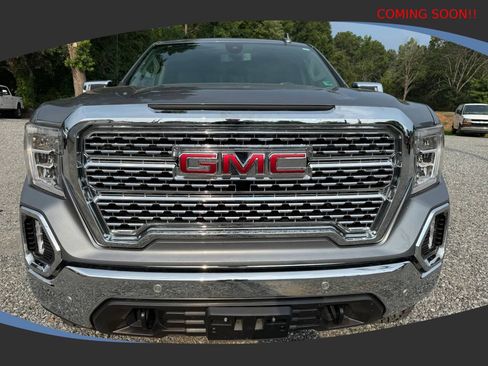 Used 2019 GMC Sierra 1500 SLT w/ SLT Premium Plus Package AWD/4WD image 2