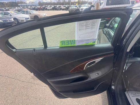 Used 2011 Buick LaCrosse CXL image 12
