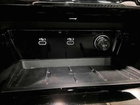 Used 2025 Audi Q5 Premium w/ Convenience Package image 25