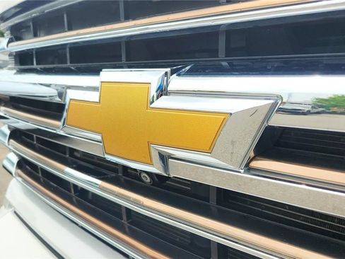 Used 2021 Chevrolet Silverado 3500 High Country AWD/4WD image 5