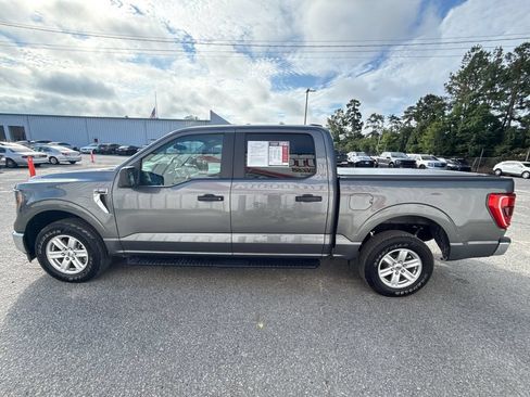 Used 2023 Ford F150 XLT w/ Trailer Tow Package RWD image 5