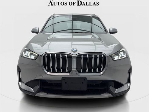 Used 2024 BMW X1 xDrive28i AWD/4WD image 3