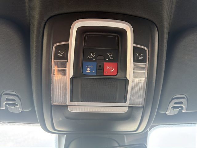 Used 2024 RAM 1500 Laramie RWD image 34