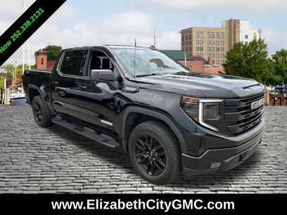 Used 2023 GMC Sierra 1500 Elevation w/ LPO, Elevation Black Package