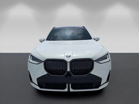 Used 2025 BMW X3 xDrive30i w/ M Sport Package AWD/4WD image 2