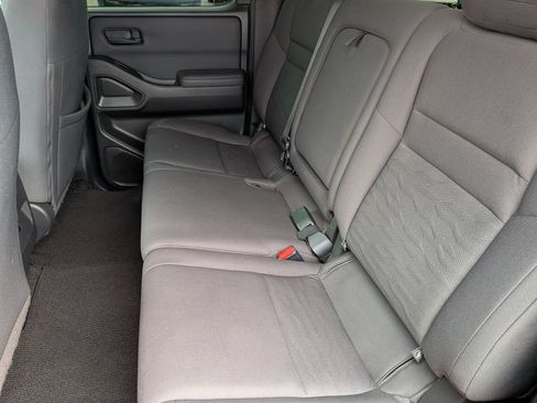 Used 2022 Nissan Frontier S w/ Technology Package AWD/4WD image 27