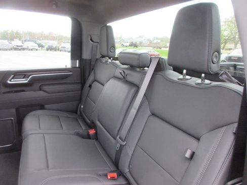 New 2026 GMC Sierra 2500 SLT image 14