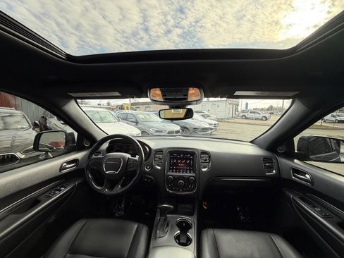 Used 2019 Dodge Durango GT image 2