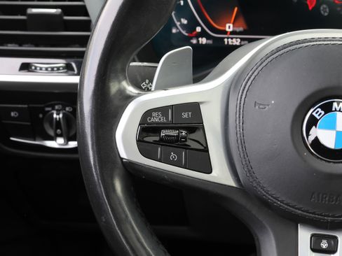 Used 2021 BMW X4 M40i image 18