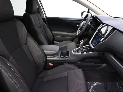 Used 2025 Subaru Outback Premium image 16