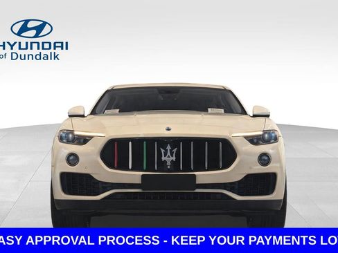 Used 2017 Maserati Levante image 6