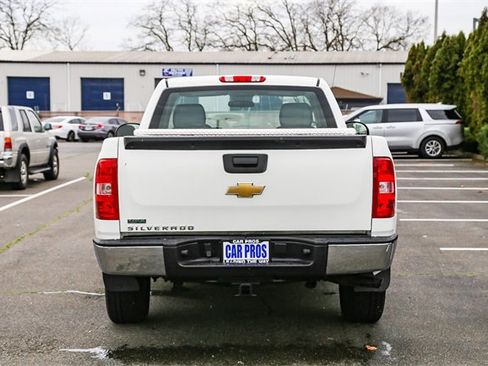 Used 2011 Chevrolet Silverado 1500 W/T image 8