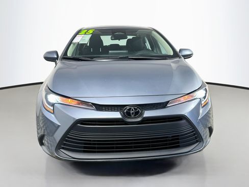 Used 2025 Toyota Corolla LE FWD image 11