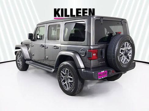 Used 2025 Jeep Wrangler Unlimited Sahara w/ Safety Group AWD/4WD image 5