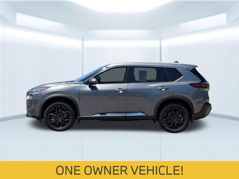 Used 2023 Nissan Rogue SL w/ SL Premium Package FWD image 2