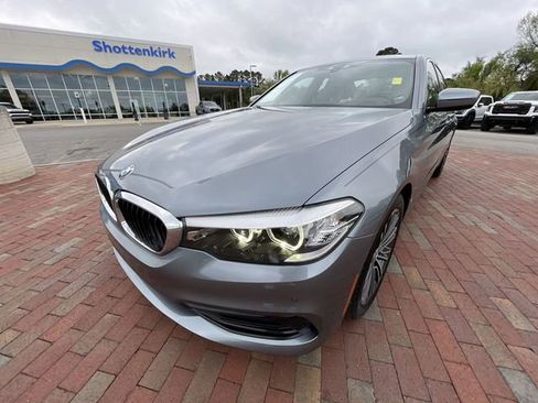 Used 2019 BMW 530i w/ Convenience Package RWD image 24