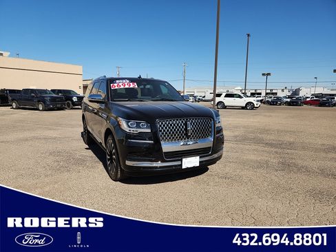 Certified 2023 Lincoln Navigator Black Label image 1
