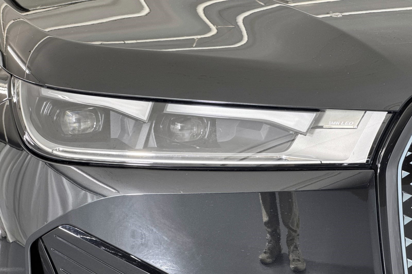 Used 2025 BMW iX xDrive50 AWD/4WD image 12