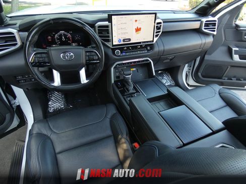 Used 2024 Toyota Tundra Platinum AWD/4WD image 28