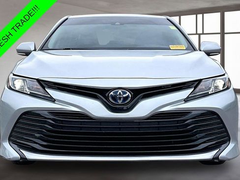 Used 2020 Toyota Camry LE w/ Fleet Convenience Package FWD image 2