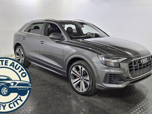 Used 2019 Audi Q8 Prestige w/ Luxury Package image 1