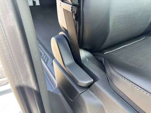 New 2025 Ford Transit 250 Low Roof image 21