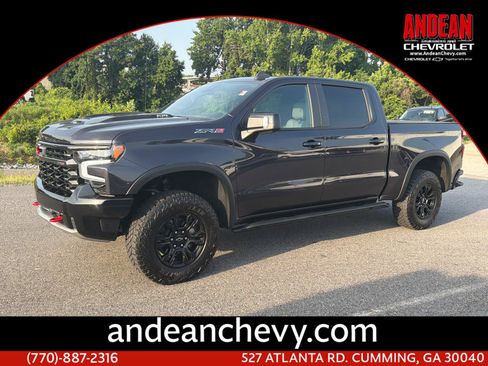 Used 2023 Chevrolet Silverado 1500 ZR2 w/ Technology Package AWD/4WD image 1