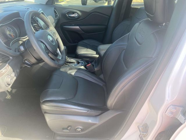 Used 2022 Jeep Cherokee Limited w/ Elite Package AWD/4WD image 12
