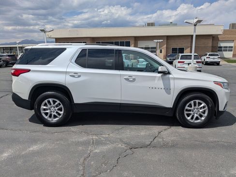 Used 2018 Chevrolet Traverse LT AWD/4WD image 6