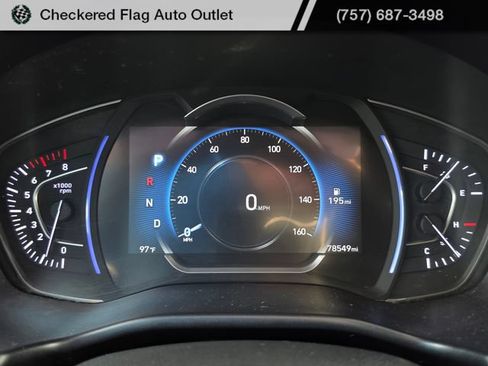 Used 2019 Hyundai Santa Fe Limited FWD image 19