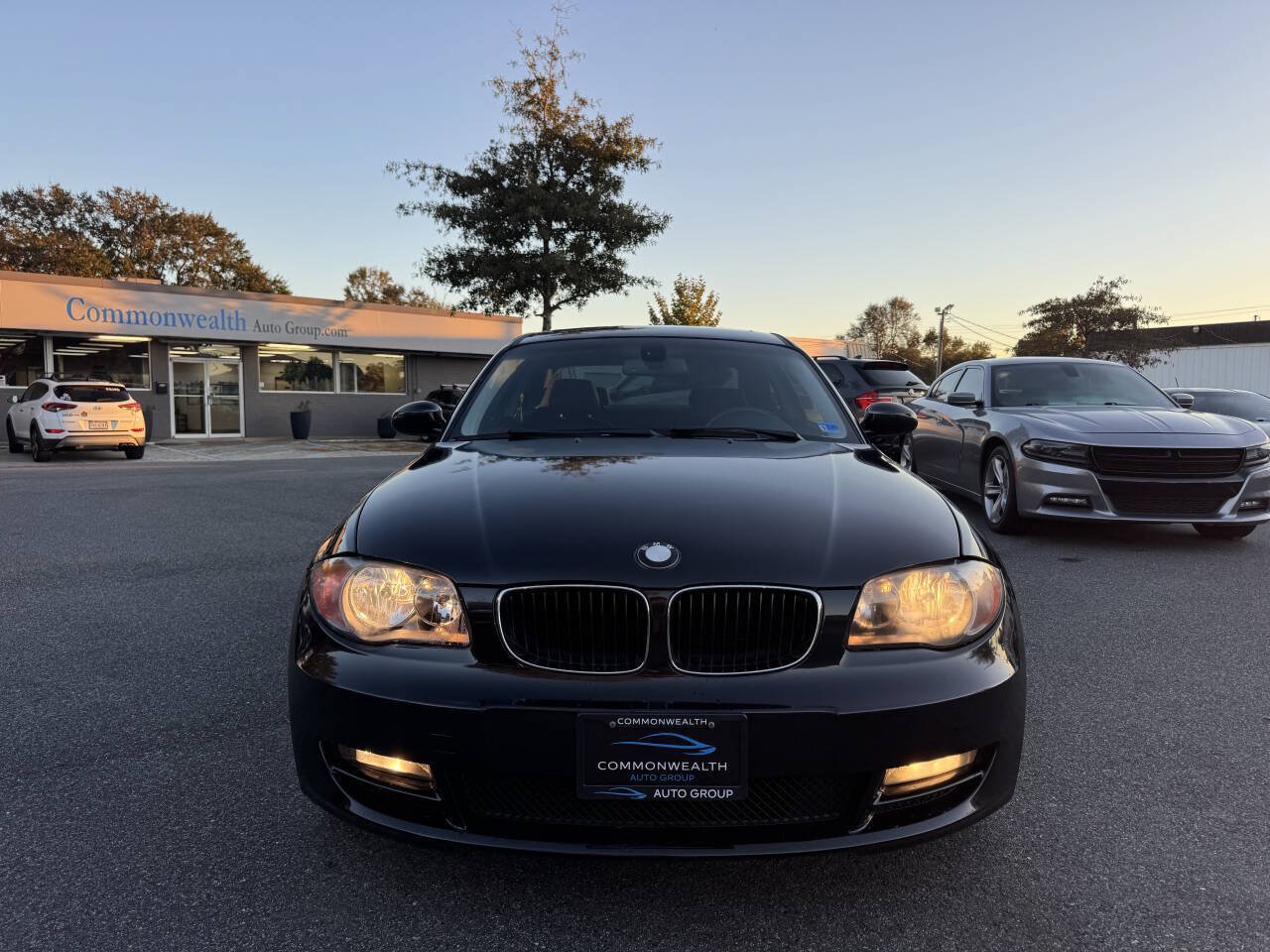 Used 2009 BMW 128i Coupe w/ Premium Pkg RWD image 2